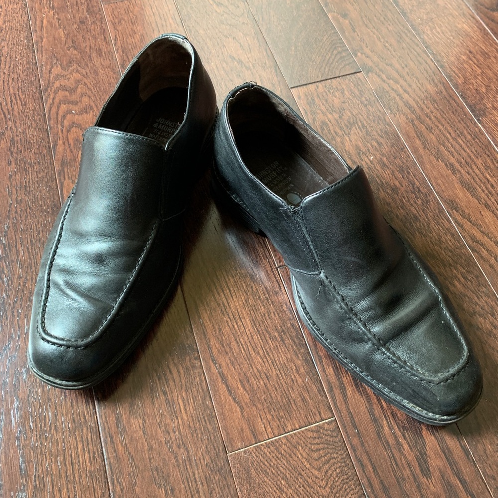 Johnston & Murphy 8.5 men’s dress shoes